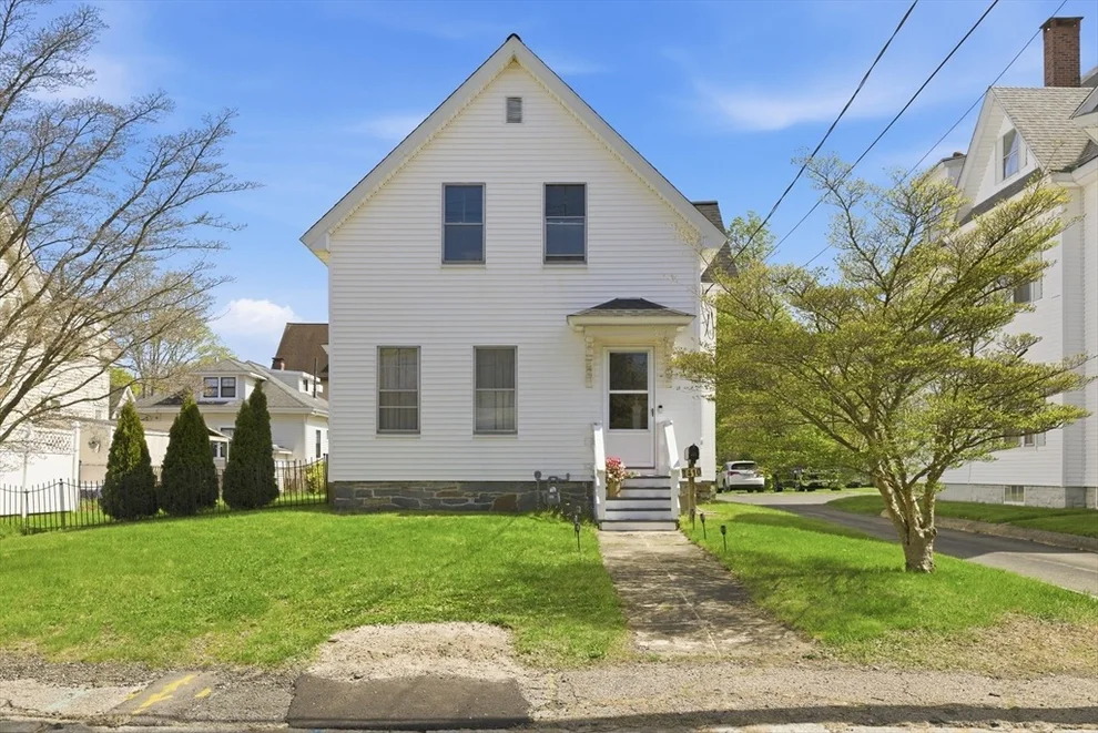 Unit for sale at 410 Cohannet St, Taunton, MA 02780