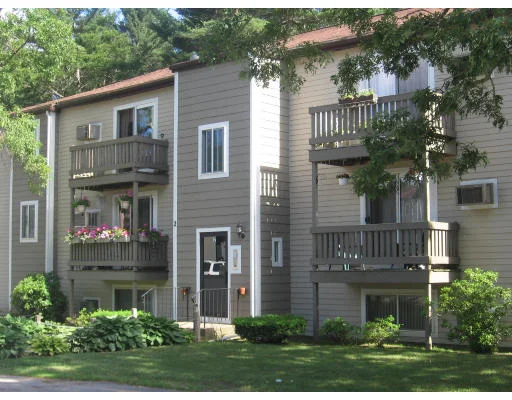 Unit for sale at 451 School Street, Marshfield, MA 02050