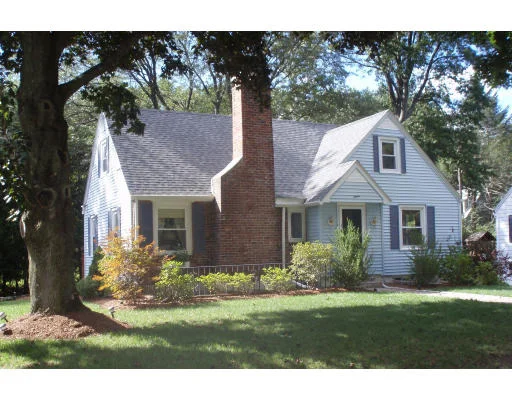 Unit for sale at 12 Sun Valley Dr, Worcester, MA 01609