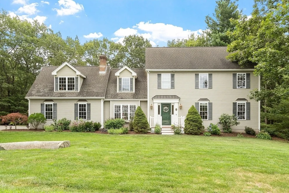 Unit for sale at 6 Winterberry Ln, Ayer, MA 01432