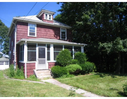 Unit for sale at 98 S Main St, Uxbridge, MA 01569