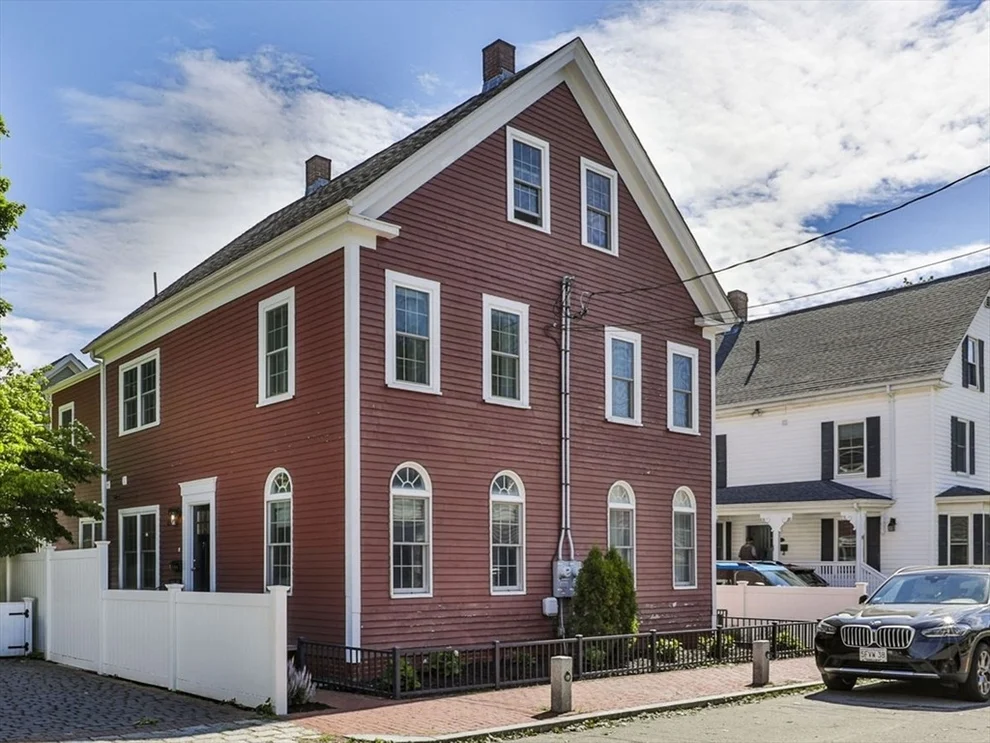 Unit for sale at 7 Hancock Street, Newburyport, MA 01950
