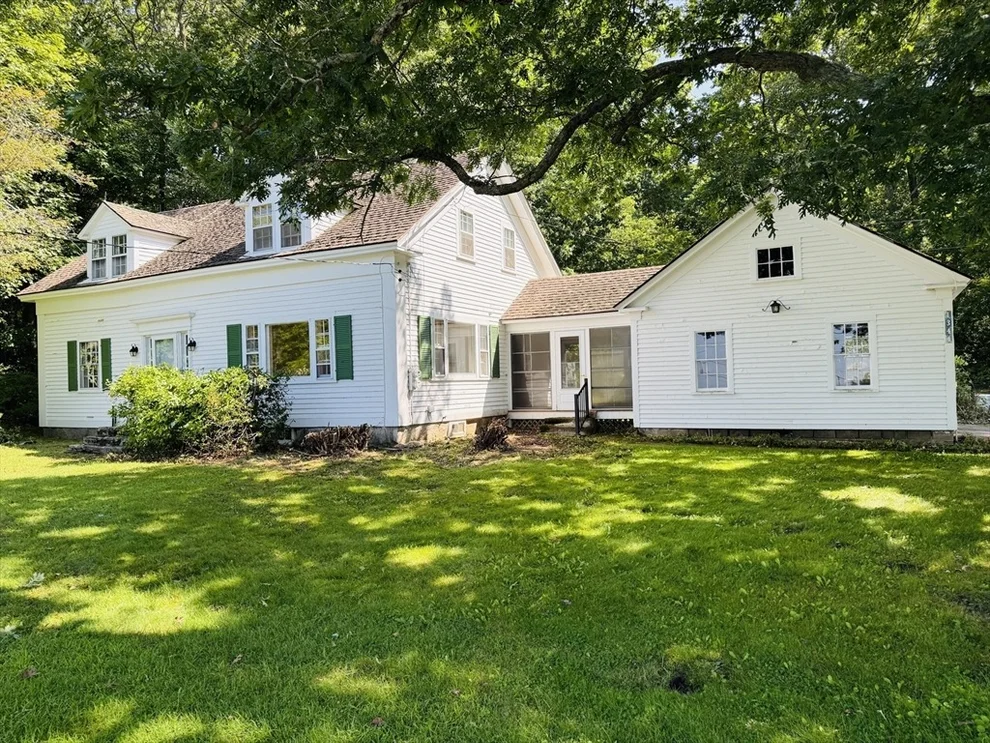 Unit for sale at 1344 Barre Rd, New Braintree, MA 01531