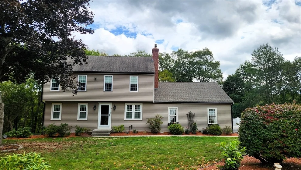 Unit for sale at 3 Birch Cir, Hopedale, MA 01747