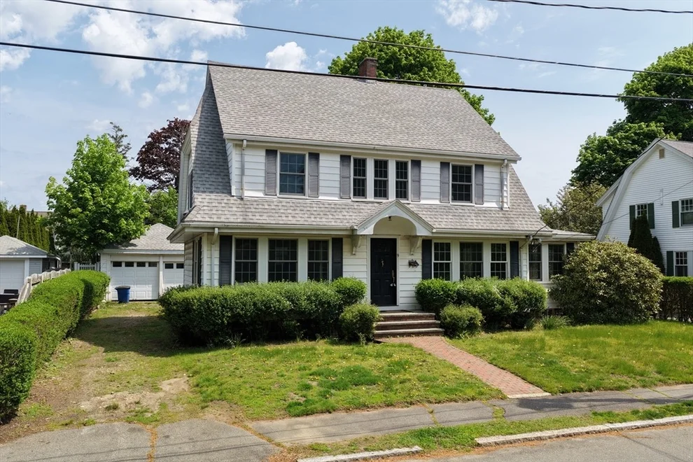 Unit for sale at 9 Cedar St, Marblehead, MA 01945