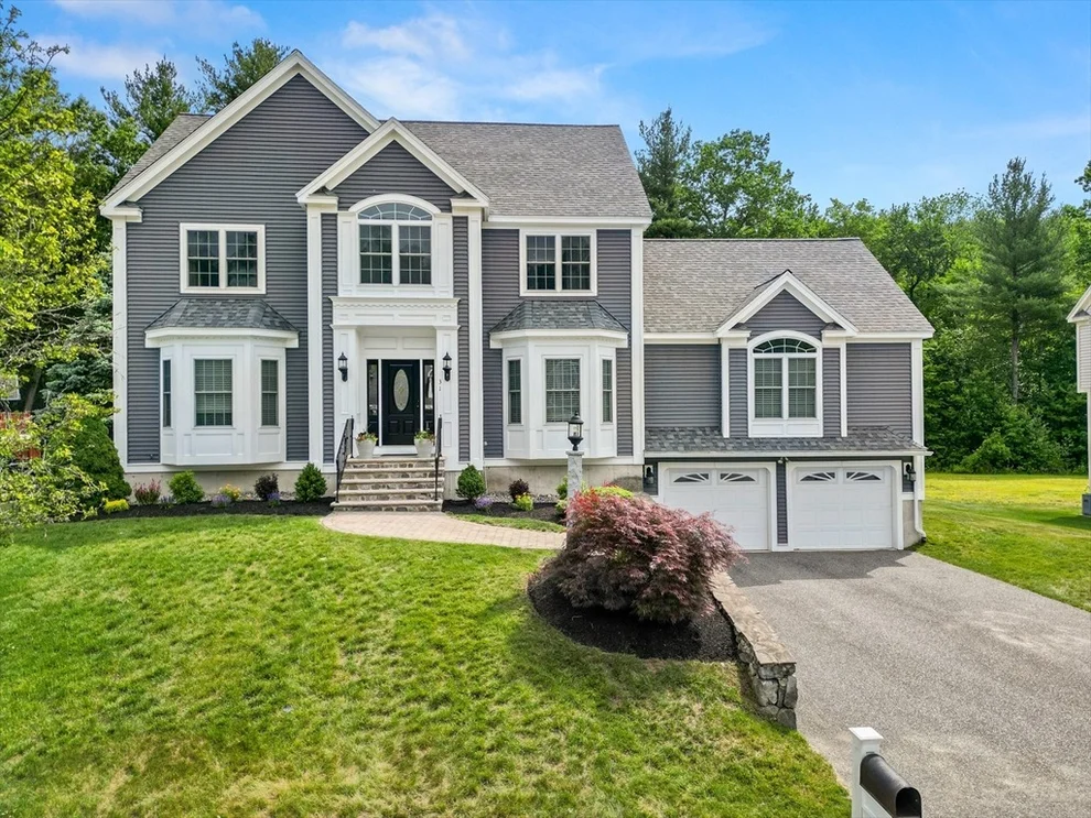 Unit for sale at 31 Prospect Hill Dr, Tewksbury, MA 01876