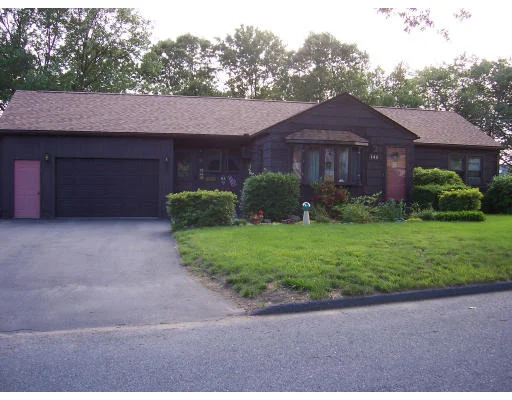 Unit for sale at 140 Royal St, Chicopee, MA 01020