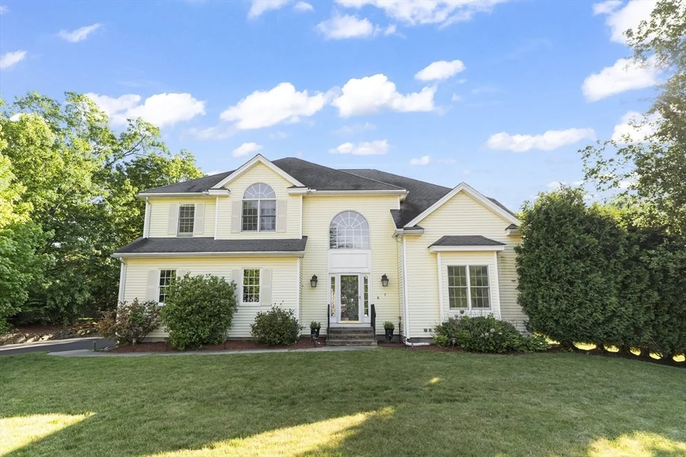 Unit for sale at 7 Muir Way, Marlborough, MA 01752
