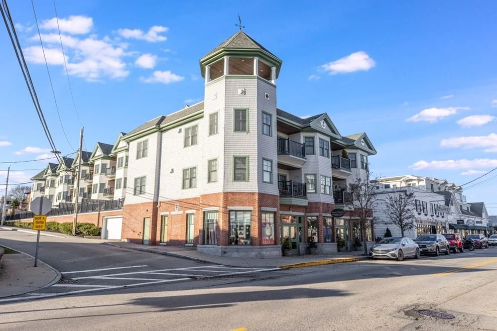 Unit for sale at 91 Front Street, Scituate, MA 02066