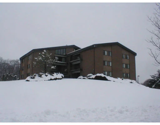 Unit for sale at 2 Ledgewood Way, Peabody, MA 01960