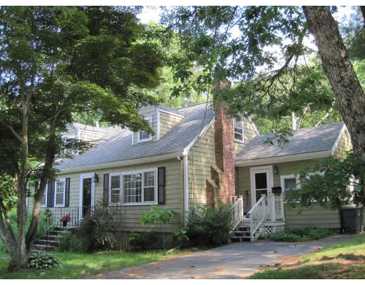 Unit for sale at 19 Gannett Ter, Sharon, MA 02067