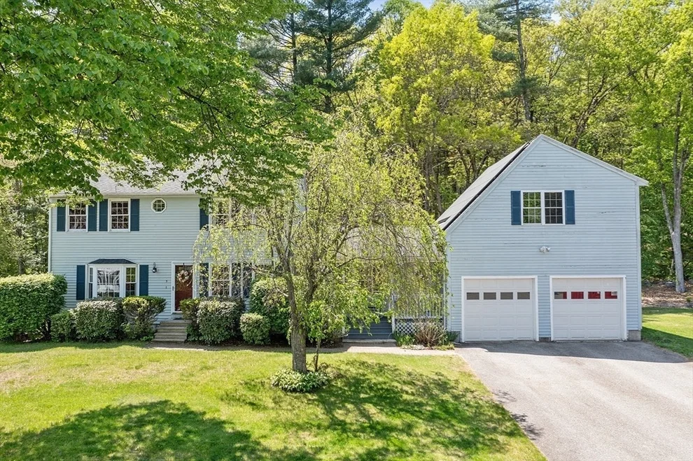 Unit for sale at 5 Coolidge St, Westford, MA 01886