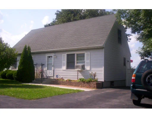 Unit for sale at 8 Erie Ave, Worcester, MA 01605