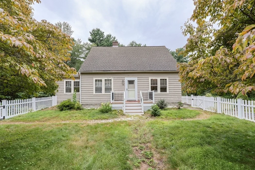 Unit for sale at 89 Cooper Rd, Northbridge, MA 01534
