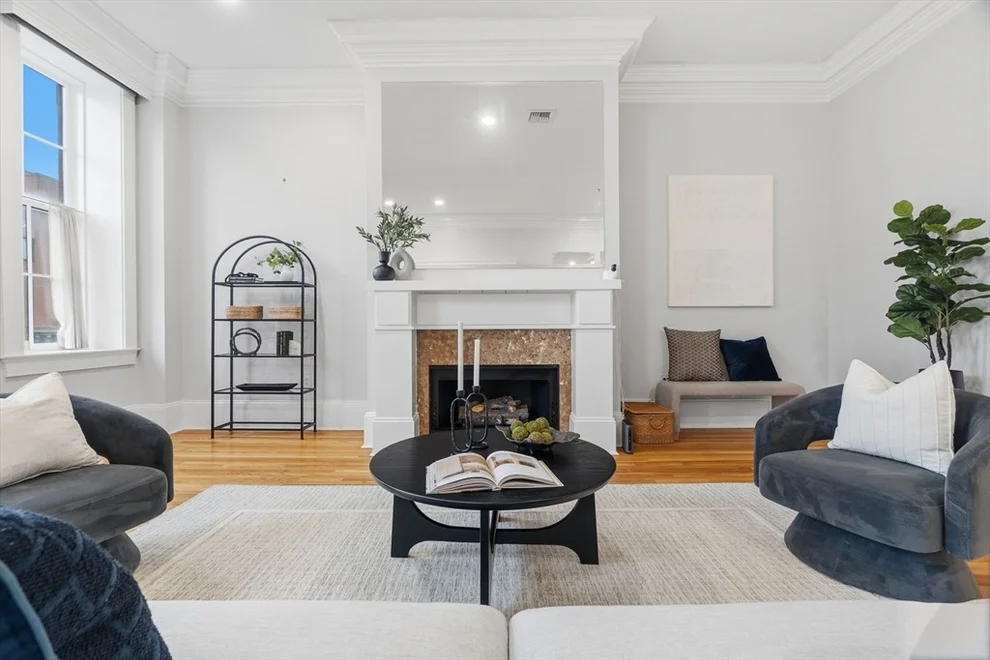 Unit for sale at 41-43 Phillips St, Boston, MA 02114
