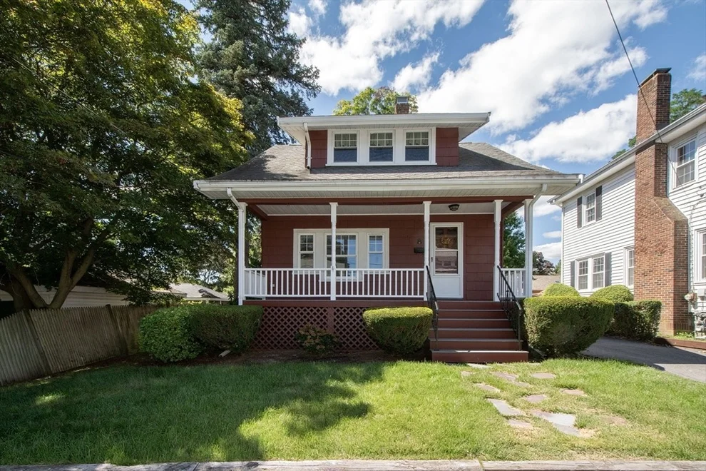 Unit for sale at 10 Elmlawn Rd, Braintree, MA 02184