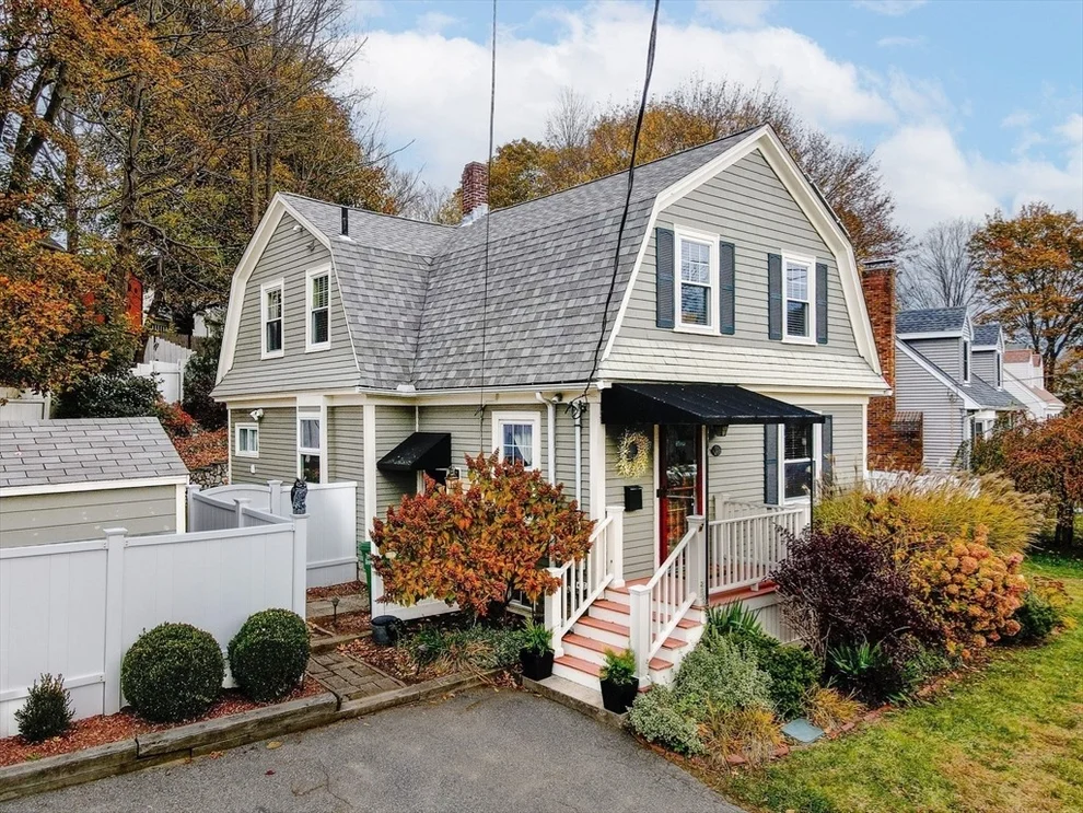 Unit for sale at 103 High Street, Reading, MA 01867