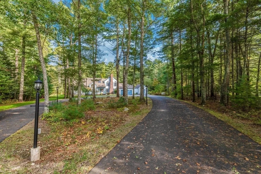 Unit for sale at 204A North St, Mattapoisett, MA 02739