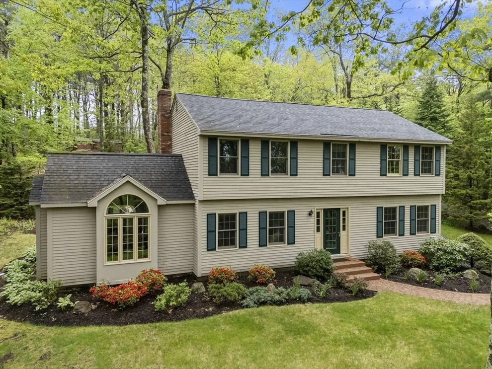 Unit for sale at 65 Howard St, Paxton, MA 01612