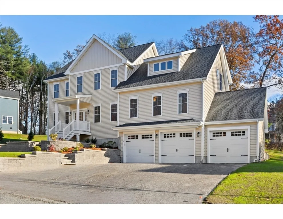 Unit for sale at 3 Colonel Rolls Dr, Westford, MA 01886