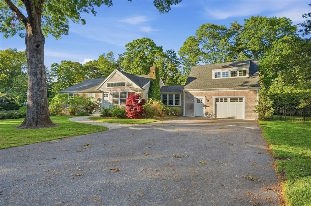 Unit for sale at 26 High Ona Hill Rd, Barnstable, MA 02632