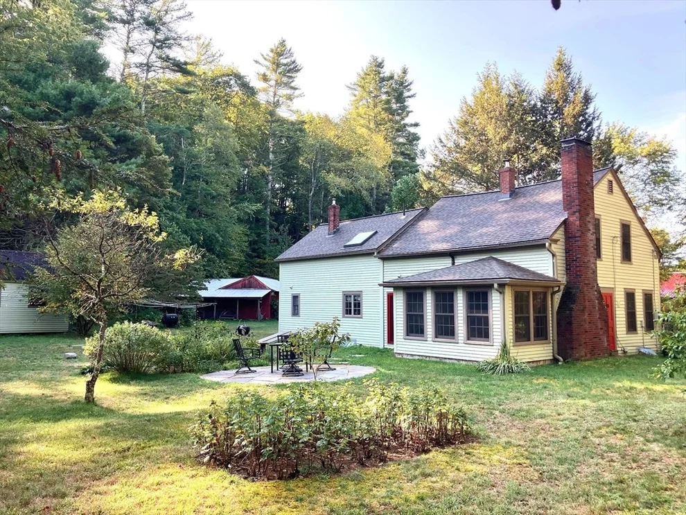 Unit for sale at 30 Woodward Rd, Petersham, MA 01366