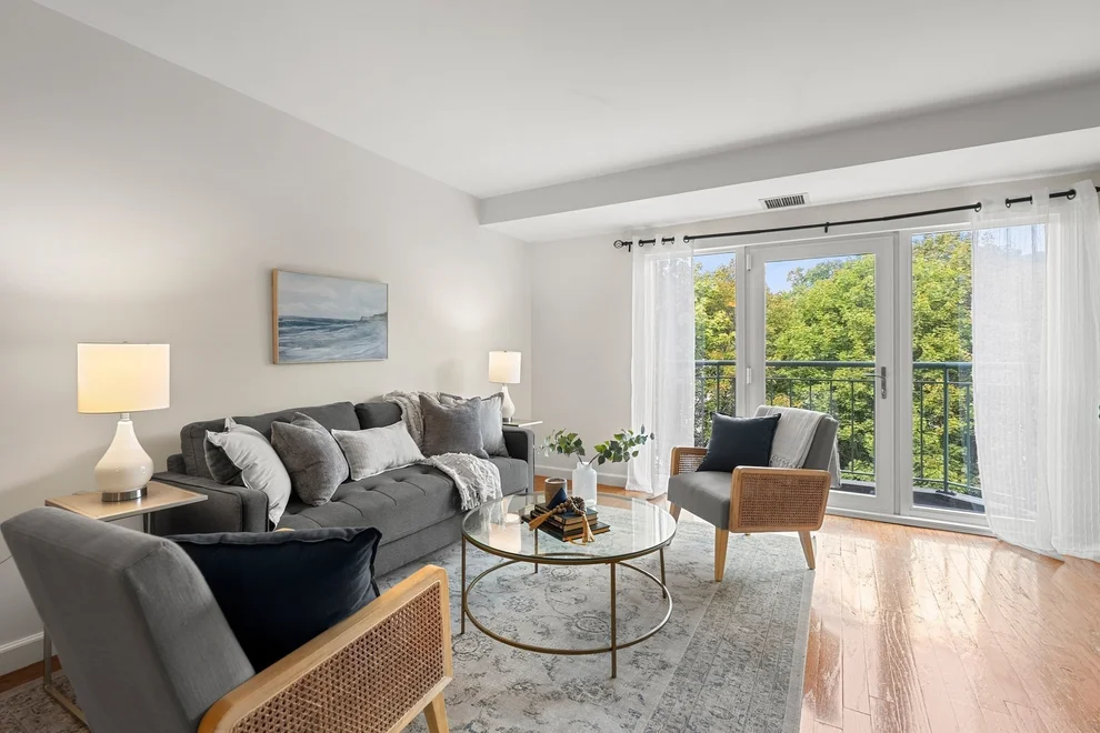 Unit for sale at 1 Watermill Pl, Arlington, MA 02476