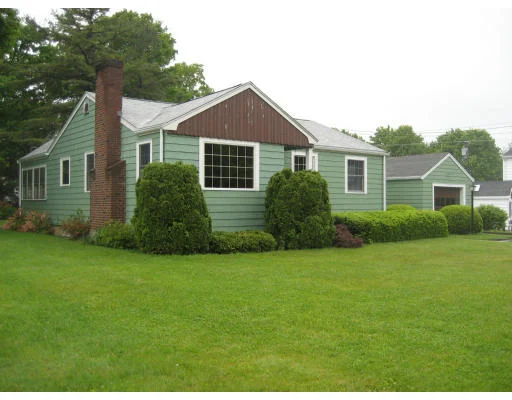 Unit for sale at 3 Evelyn Rd, Beverly, MA 01915