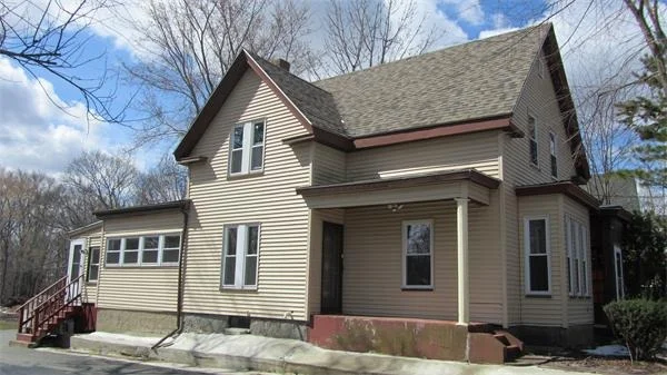 Unit for sale at 172 Warren St, Randolph, MA 02368