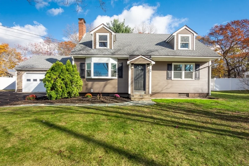 Unit for sale at 34 Irving Dr, Walpole, MA 02081