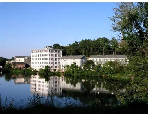 Unit for sale at 24 Cobblestone Lane, Gloucester, MA 01930