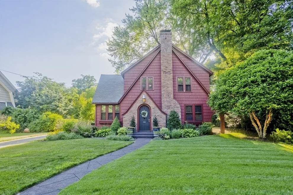 Unit for sale at 1142 Longmeadow St, Longmeadow, MA 01106