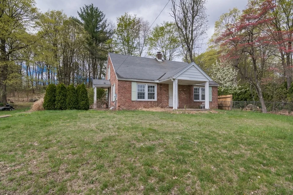 Unit for sale at 429 N Westfield St, Agawam, MA 01030