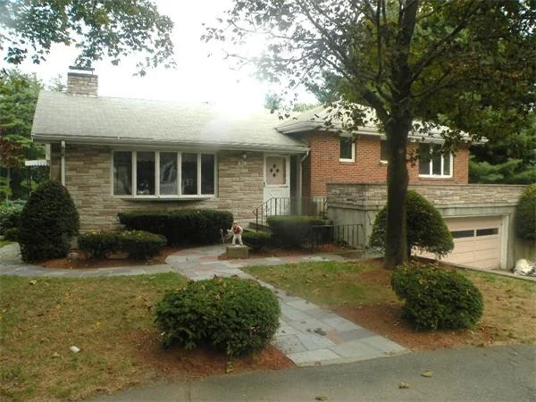 Unit for sale at 810 Greendale Ave, Needham, MA 02492