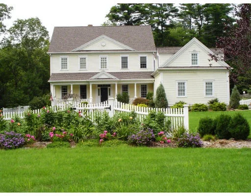 Unit for sale at 1 Hawthorne Lane, Norwell, MA 02061