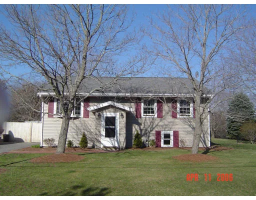 Unit for sale at 21 Frisbie Rd, Marshfield, MA 02050