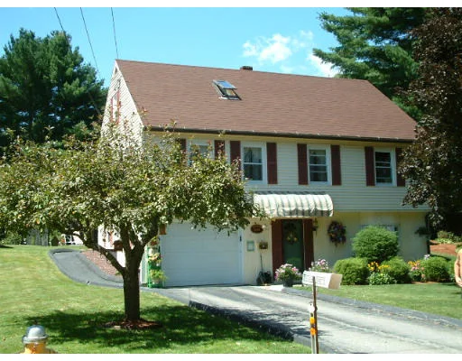 Unit for sale at 412 Morris Street, Southbridge, MA 01550