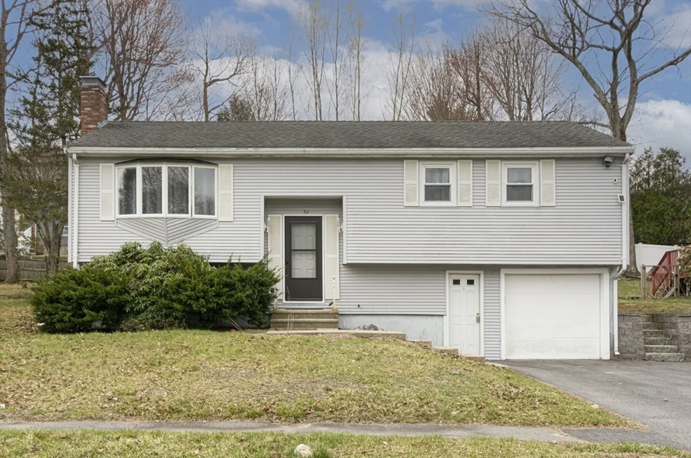 Unit for sale at 52 Venus Dr, Worcester, MA 01605