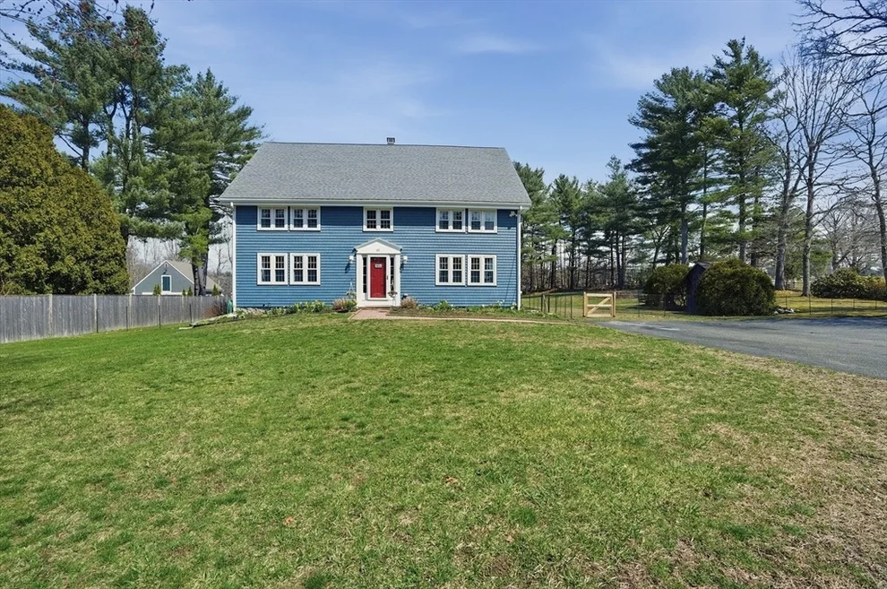 Unit for sale at 61 Main St, Hanover, MA 02339