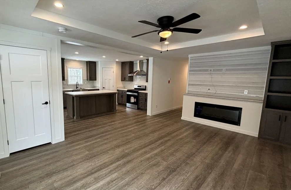 Unit for sale at 26 Pinrock Drive, Sturbridge, MA 01566