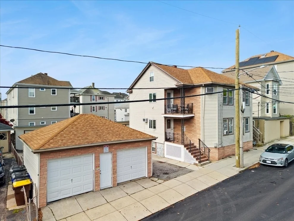 Unit for sale at 41 Barnes St, Fall River, MA 02723