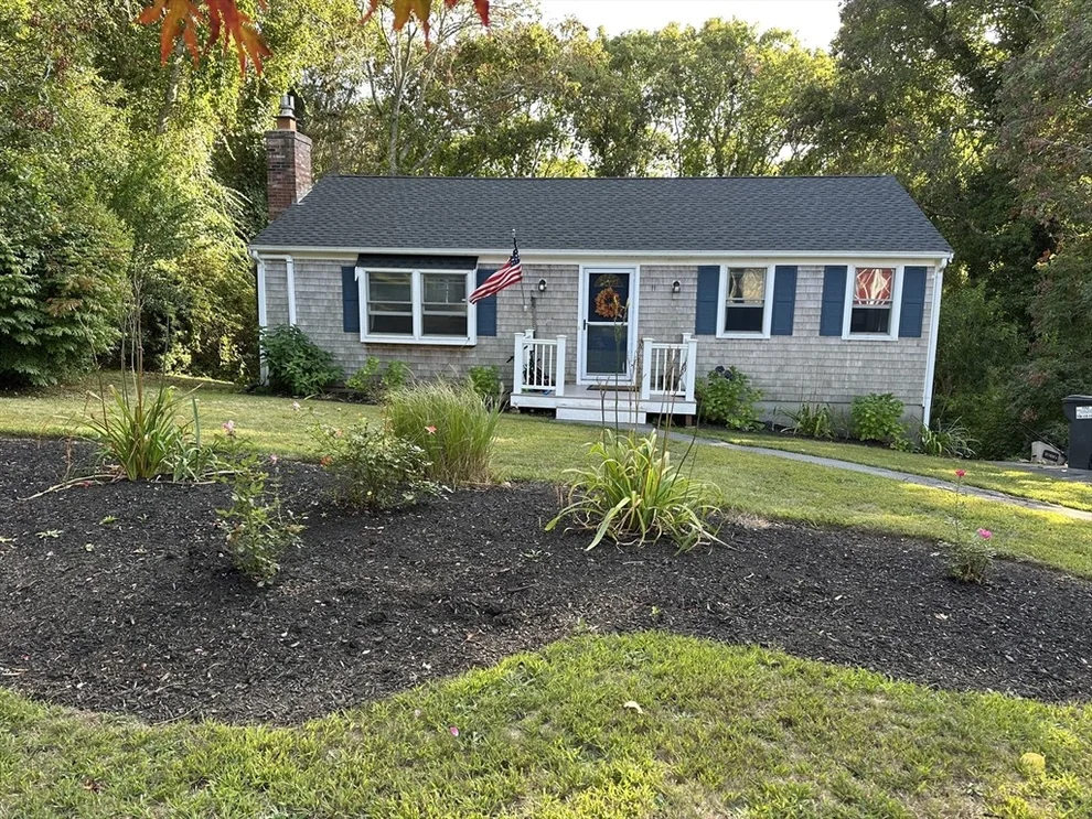 Unit for sale at 11 Warwick Way, Mashpee, MA 02649