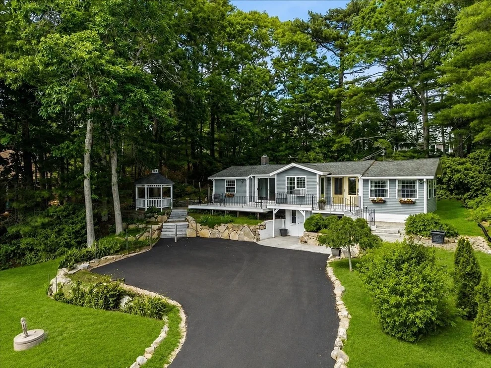Unit for sale at 66 Mayflower Ridge Dr, Wareham, MA 02571