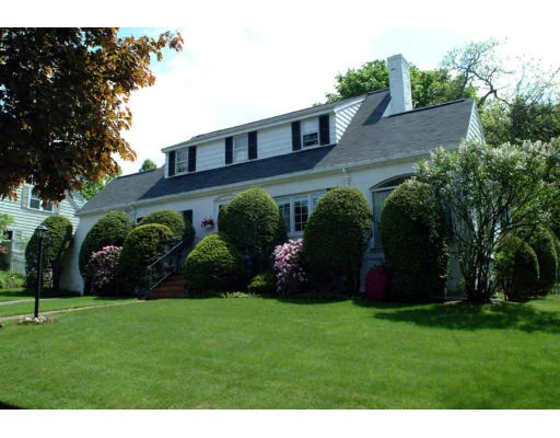Unit for sale at 52 Puritan Road, Newton, MA 02461
