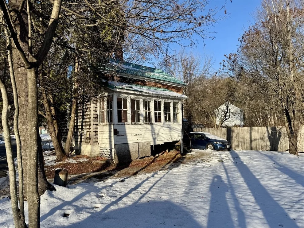 Unit for sale at 61 Woodmont Rd, Northampton, MA 01060