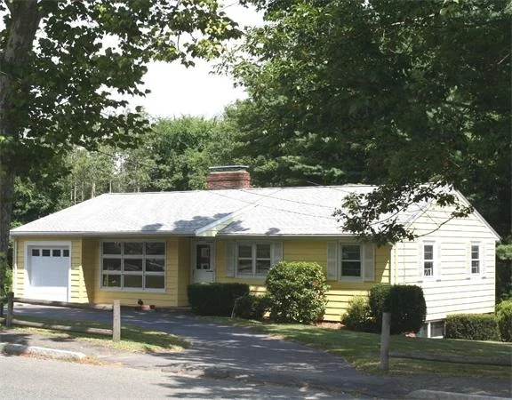 Unit for sale at 423 Essex Street, Saugus, MA 01906