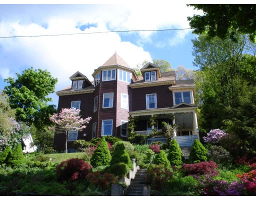 Unit for sale at 86 High Ridge Rd, Worcester, MA 01602