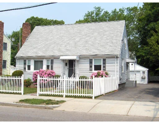 Unit for sale at 289 River Street, Newton, MA 02465