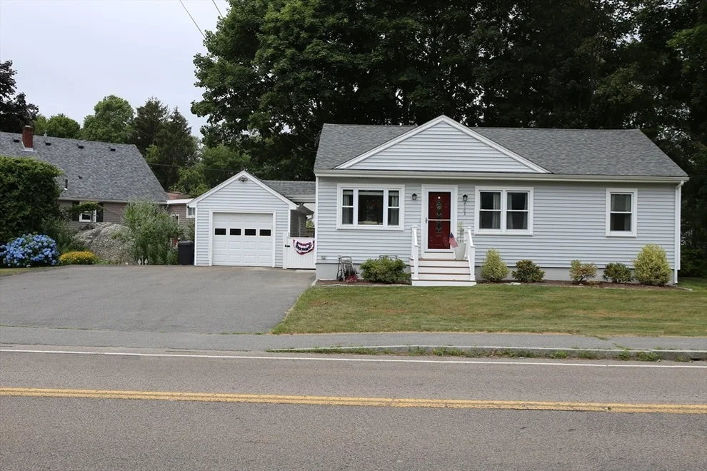 Unit for sale at 2163 County, Somerset, MA 02726