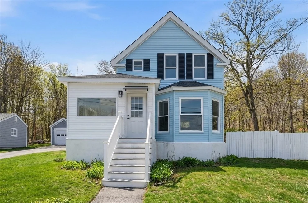 Unit for sale at 104 Temple Street, Gardner, MA 01440